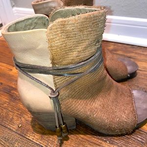 OTBT shoes